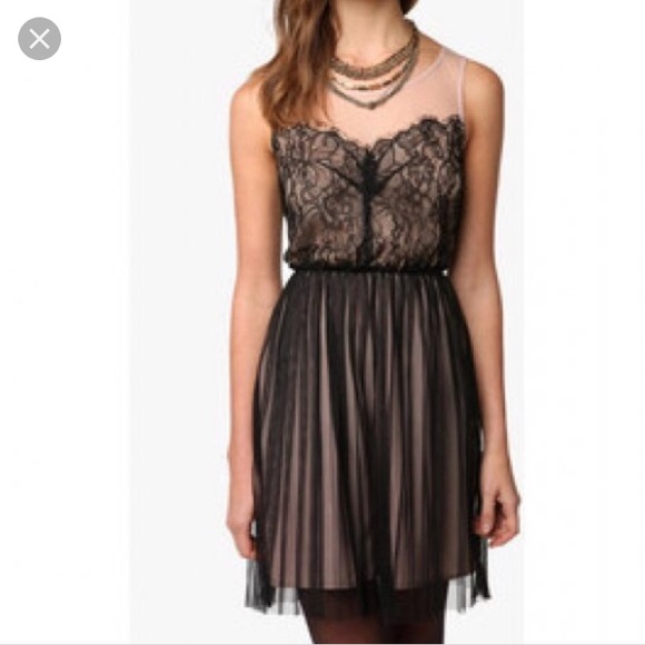 Urban Outfitters Dresses & Skirts - Pins and Needles dress